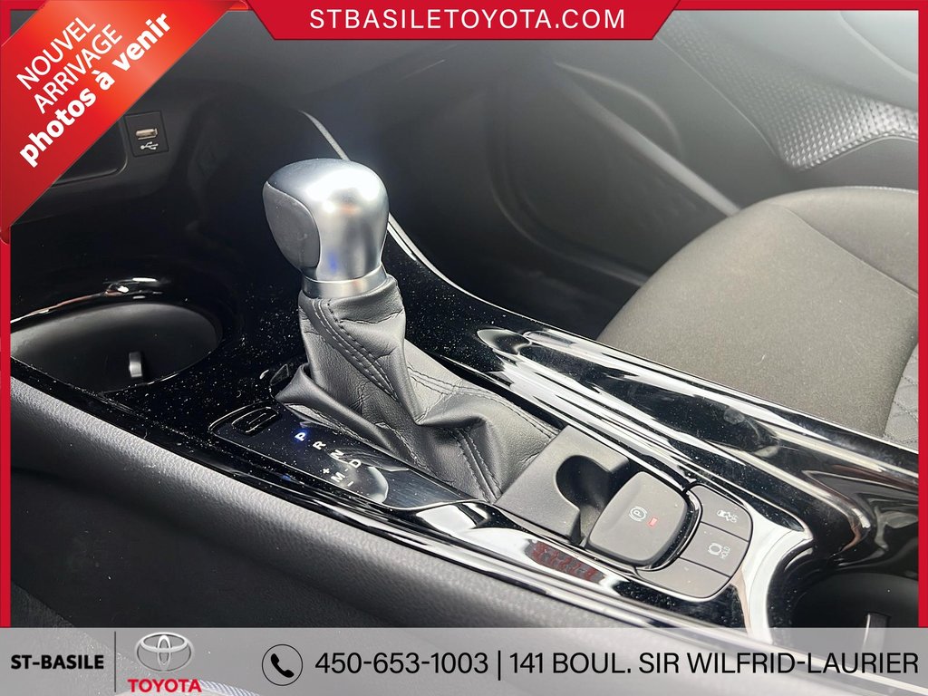 2020 Toyota C-HR XLE PREMIUM SIEGES/VOLANT CHAUFFANT in Saint-Basile-Le-Grand, Quebec - 18 - w1024h768px
