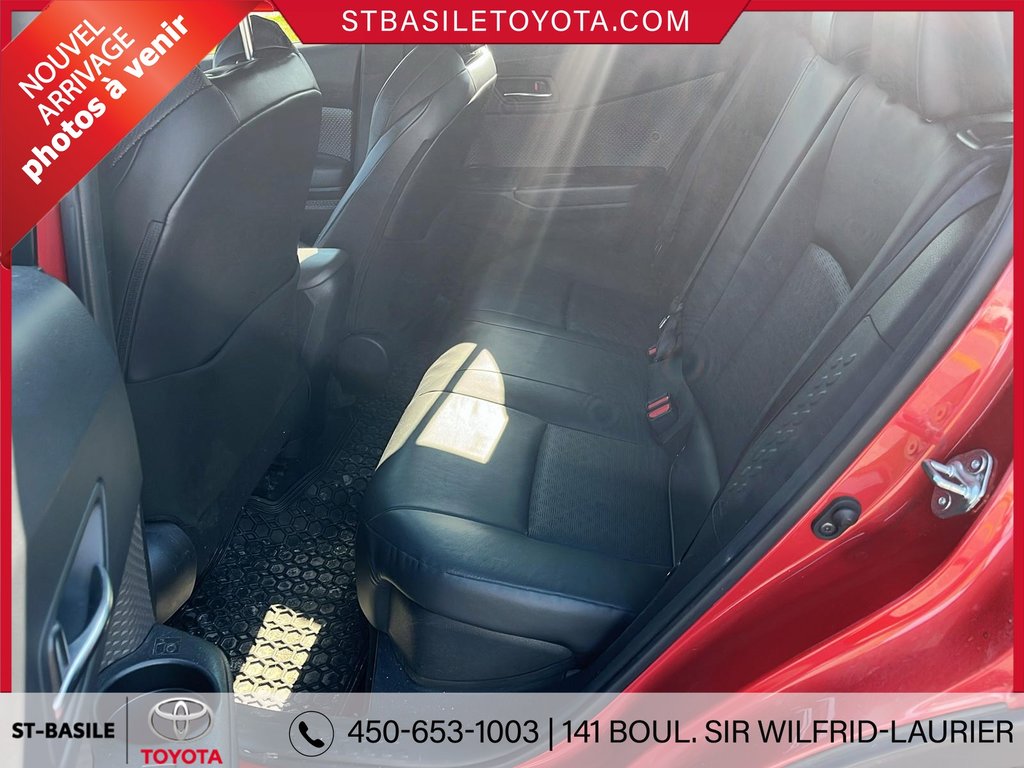 2021 Toyota C-HR LIMITED CUIR MAGS SIEGES CHAUFFANTS BLUETOOTH in Saint-Basile-Le-Grand, Quebec - 12 - w1024h768px