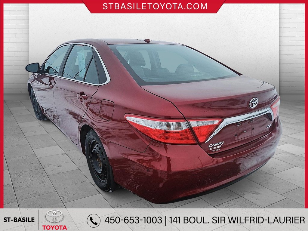 Toyota Camry XLE GPS CUIR TOIT CAMERA MAGS BLUETOOTH AUX USB 2015 à Saint-Basile-Le-Grand, Québec - 9 - w1024h768px