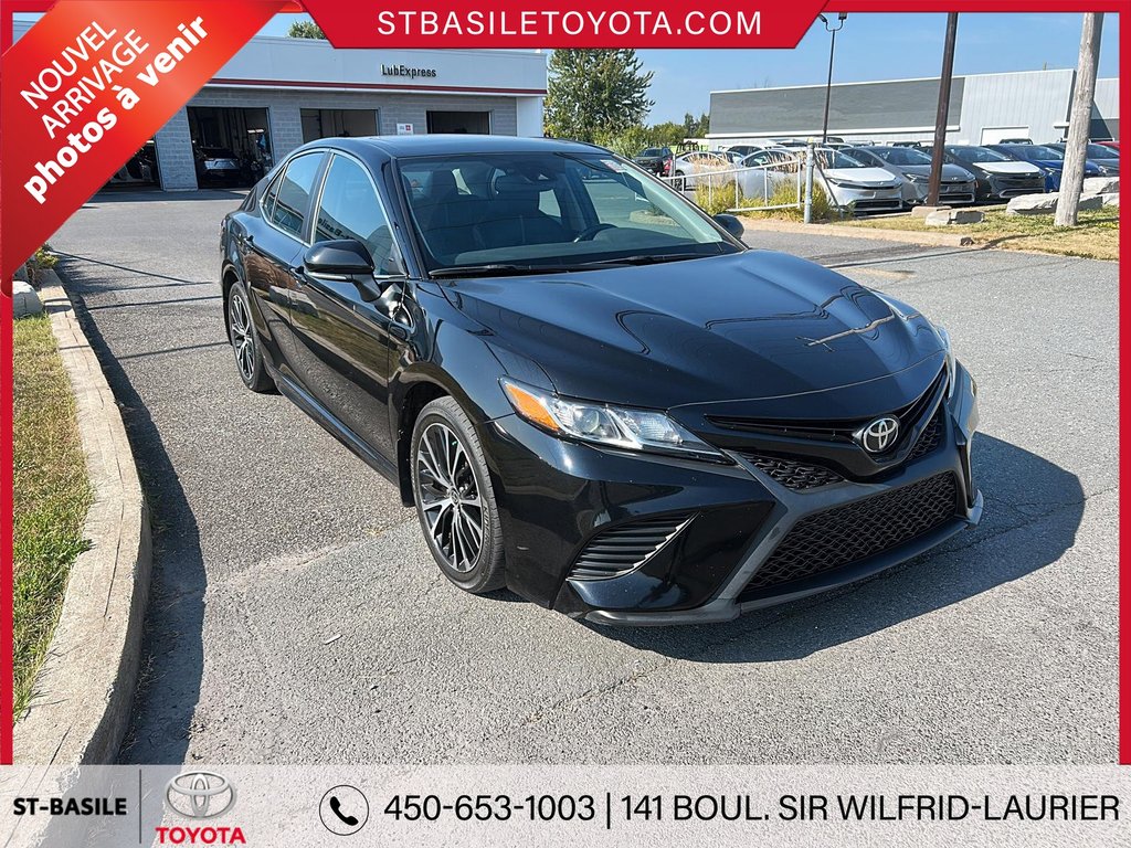 Toyota Camry SE AMÉLIORÉ TOIT OUVRANT SIÈGES/VOLANT CHAUFFANTS 2020 à Saint-Basile-Le-Grand, Québec - 3 - w1024h768px
