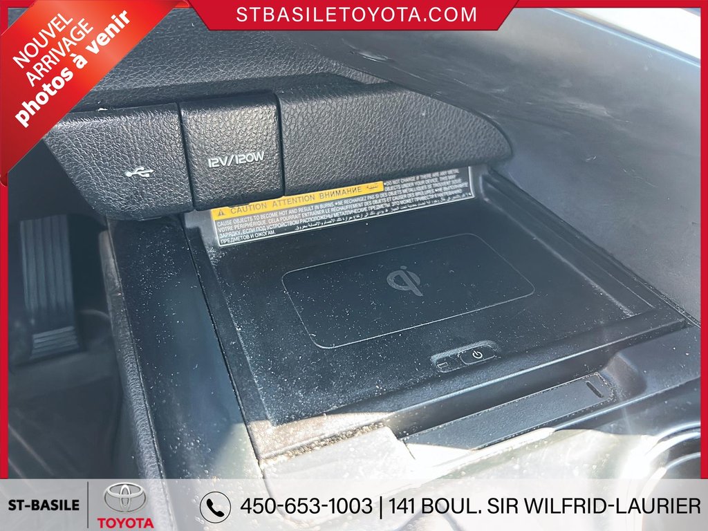 Toyota Camry SE AMÉLIORÉ TOIT OUVRANT SIÈGES/VOLANT CHAUFFANTS 2020 à Saint-Basile-Le-Grand, Québec - 14 - w1024h768px