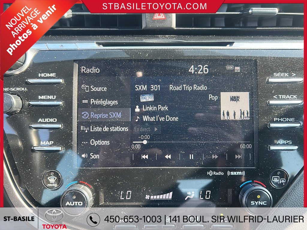 Toyota Camry SE AMÉLIORÉ TOIT OUVRANT SIÈGES/VOLANT CHAUFFANTS 2020 à Saint-Basile-Le-Grand, Québec - 12 - w1024h768px