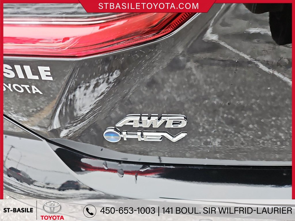 Toyota Camry XSE AWD, CUIR TOIT, JBL, AFFICHAGE TÊTE HAUTE 2025 à Saint-Basile-Le-Grand, Québec - 8 - w1024h768px