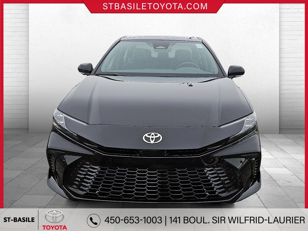 Toyota Camry XSE AWD, CUIR TOIT, JBL, AFFICHAGE TÊTE HAUTE 2025 à Saint-Basile-Le-Grand, Québec - 2 - w1024h768px