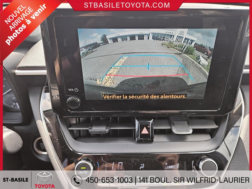 2023 Toyota COROLLA CROSS LE AWD PREMIUM VOLANT/SIEGES CHAUFFANT AUX in Saint-Basile-Le-Grand, Quebec - 15 - w1024h768px