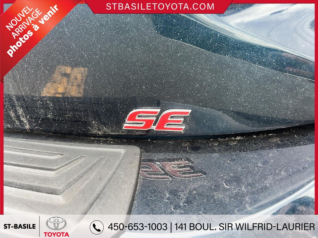 Toyota Corolla Hatchback SE AMÉLIORÉ MAGS SIEGES/VOLANT CHAUFFANTS CARPLAY 2022 à Saint-Basile-Le-Grand, Québec - 8 - w1024h768px