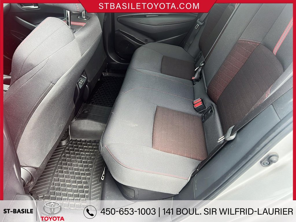 Toyota COROLLA HYBRIDE SE AWD TOIT OUVRANT SIÈGES/VOLANT CHAUFFANT 2023 à Saint-Basile-Le-Grand, Québec - 13 - w1024h768px