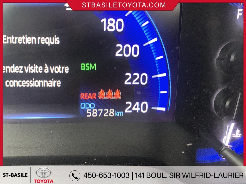 2020  Corolla XLE VOLANT/SIEGES CHAUFFANT TOIT MAG AUX in Saint-Basile-Le-Grand, Quebec - 23 - w1024h768px