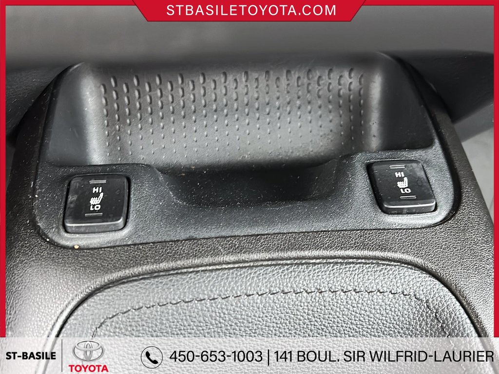 2020  Corolla SE SIEGES CHAUF BLUETOOTH MAGS USB AUX in Saint-Basile-Le-Grand, Quebec - 24 - w1024h768px