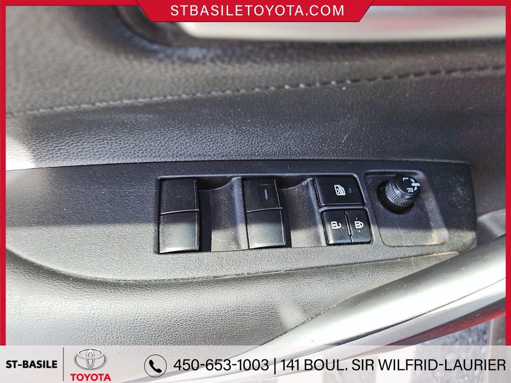2020  Corolla SE SIEGES CHAUF BLUETOOTH MAGS USB AUX in Saint-Basile-Le-Grand, Quebec - 16 - w1024h768px