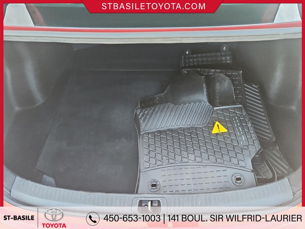 Toyota Corolla LE SIÈGES CHAUFFANT BLUETOOTH 2021 à Saint-Basile-Le-Grand, Québec - 11 - w1024h768px
