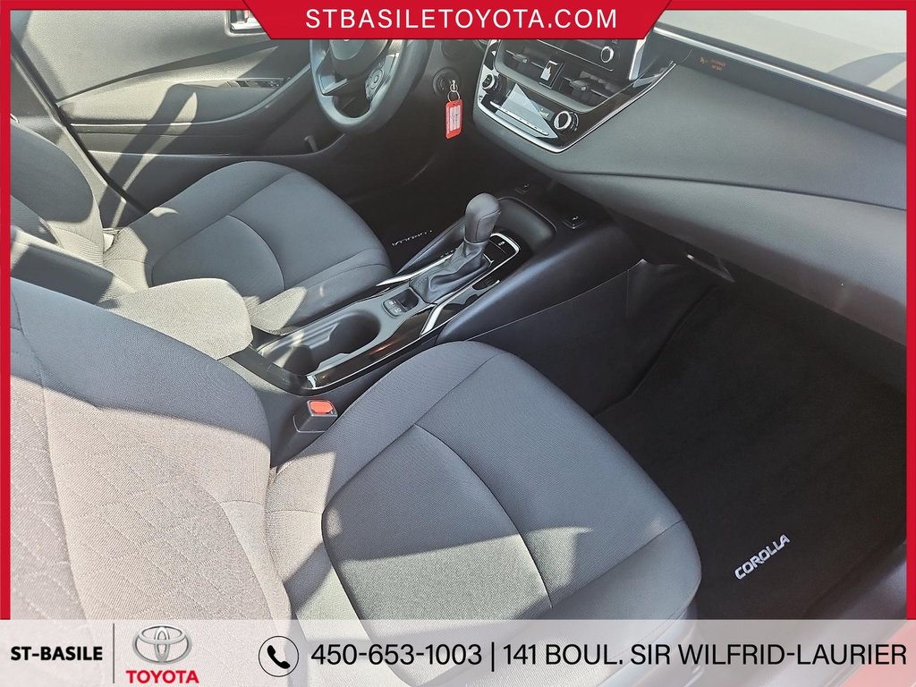 Toyota Corolla LE SIÈGES CHAUFFANT BLUETOOTH 2021 à Saint-Basile-Le-Grand, Québec - 17 - w1024h768px