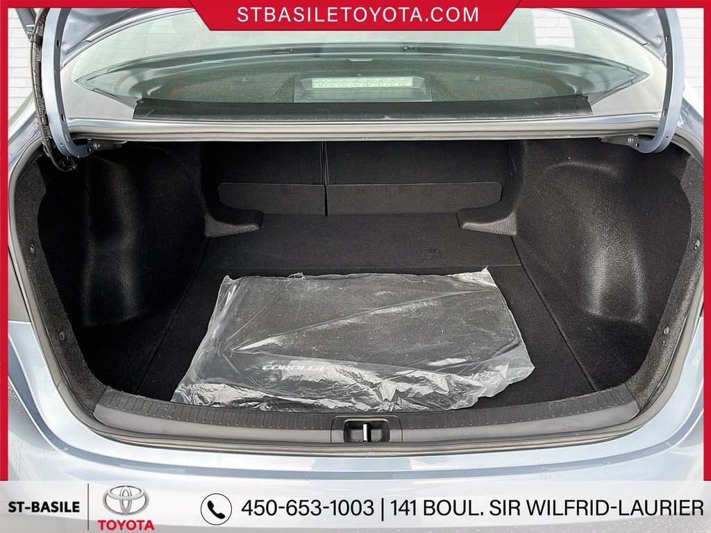 2022 Toyota Corolla LE AMELIORÉ TOIT OUVRANT SIEGES/VOLANT CHAUFFANT in Saint-Basile-Le-Grand, Quebec - 11 - w1024h768px
