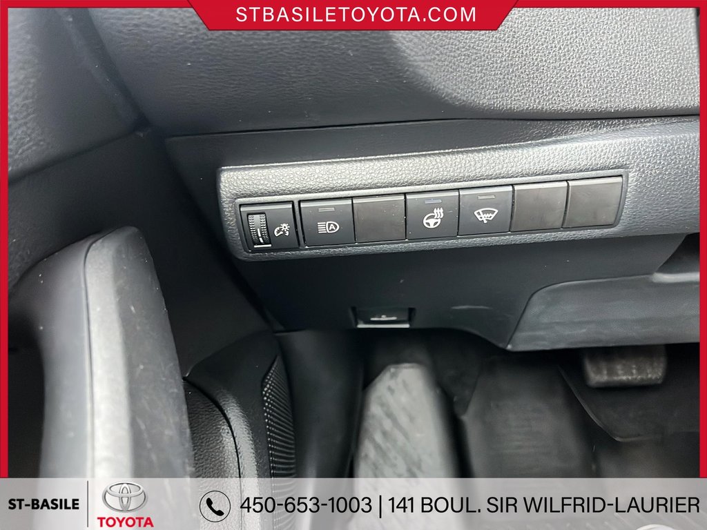 2022 Toyota Corolla LE AMELIORÉ TOIT OUVRANT SIEGES/VOLANT CHAUFFANT in Saint-Basile-Le-Grand, Quebec - 18 - w1024h768px