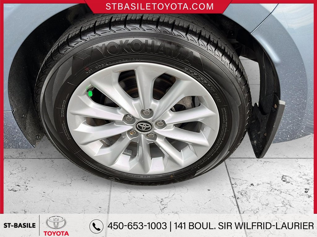 2022 Toyota Corolla LE AMELIORÉ TOIT OUVRANT SIEGES/VOLANT CHAUFFANT in Saint-Basile-Le-Grand, Quebec - 12 - w1024h768px