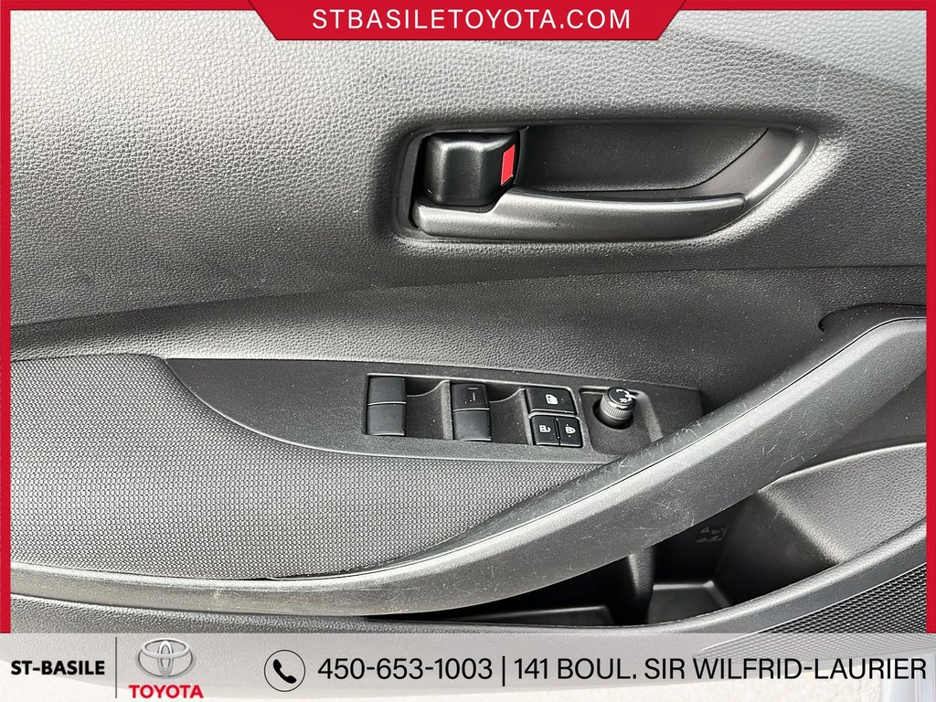 2022 Toyota Corolla LE AMELIORÉ TOIT OUVRANT SIEGES/VOLANT CHAUFFANT in Saint-Basile-Le-Grand, Quebec - 17 - w1024h768px