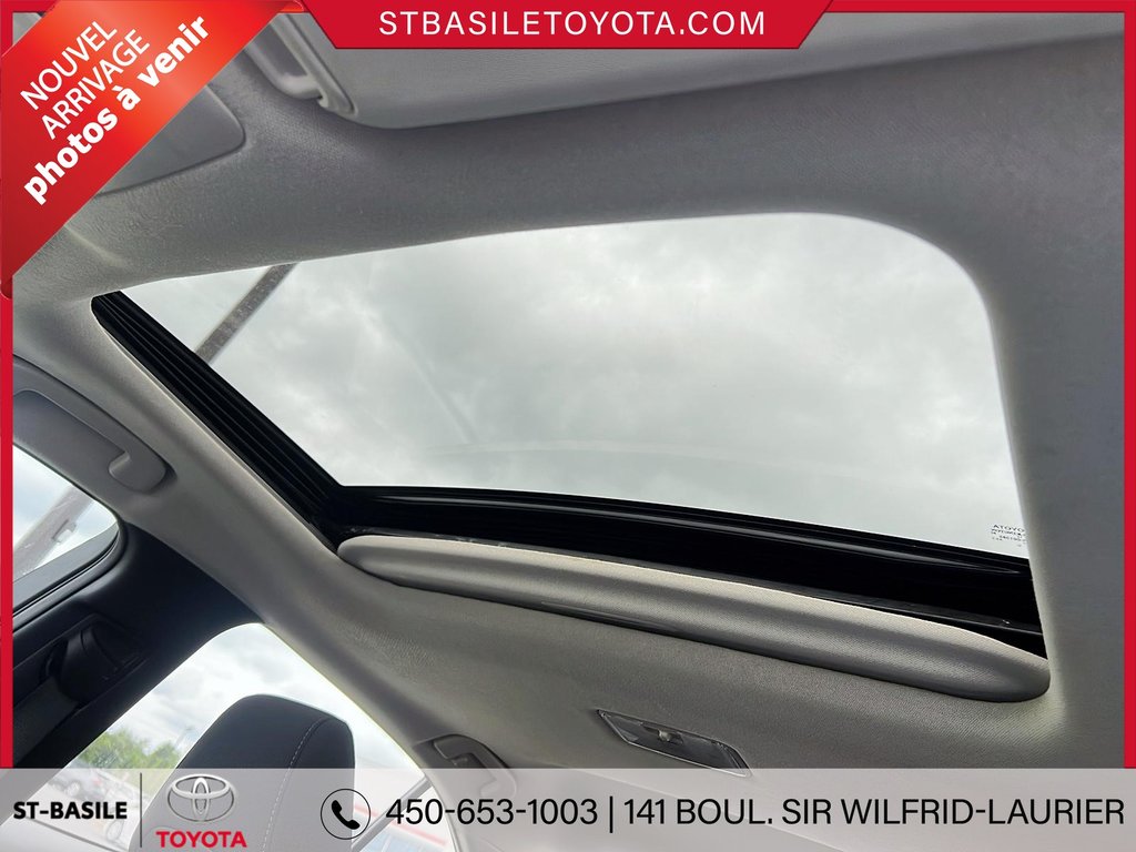 Toyota Corolla LE AMELIORÉ TOIT OUVRANT SIEGES/VOLANT CHAUFFANT 2022 à Saint-Basile-Le-Grand, Québec - 17 - w1024h768px