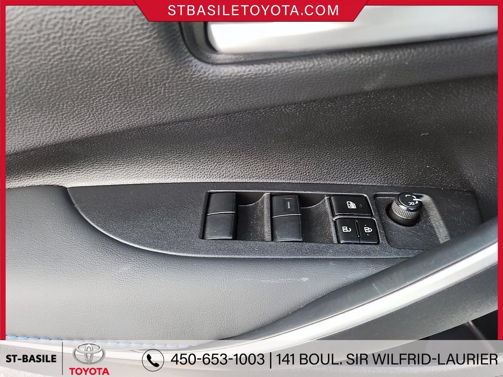 2022 Toyota Corolla SE SIÈGES CHAUFFANT MAG BLUETOOTH in Saint-Basile-Le-Grand, Quebec - 13 - w1024h768px