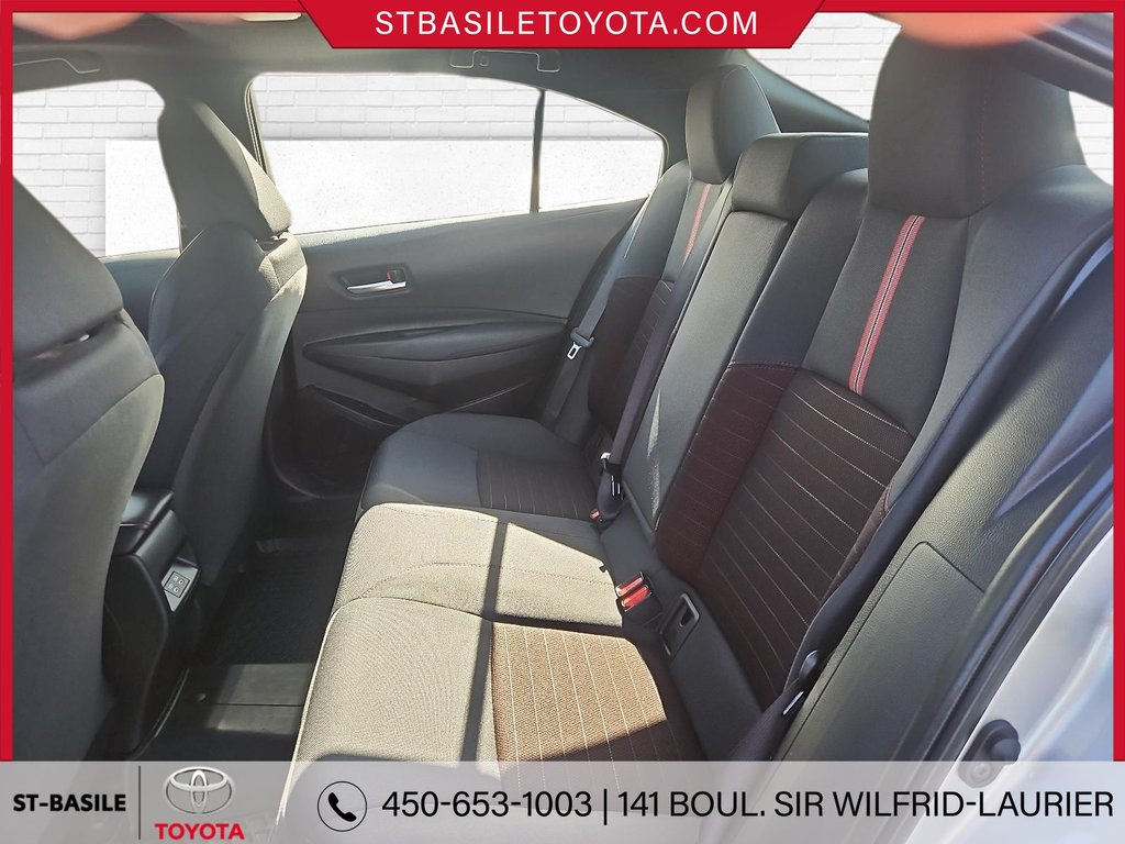 Toyota COROLLA HYBRIDE SE AWD VOLANT/SIEGES CHAUFFANTS CARPLAY 2023 à Saint-Basile-Le-Grand, Québec - 15 - w1024h768px
