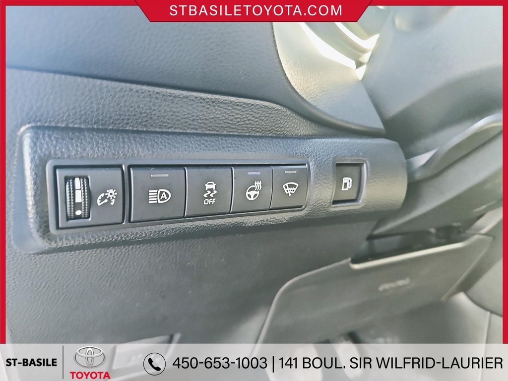 Toyota COROLLA HYBRIDE SE AWD VOLANT/SIEGES CHAUFFANTS CARPLAY 2023 à Saint-Basile-Le-Grand, Québec - 18 - w1024h768px