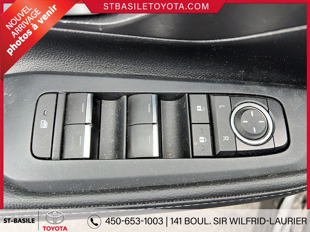 Toyota Grand Highlander XLE INTERIEUR EN CUIR SIEGES/VOLANT CHAUFFANT 2024 à Saint-Basile-Le-Grand, Québec - 11 - w1024h768px
