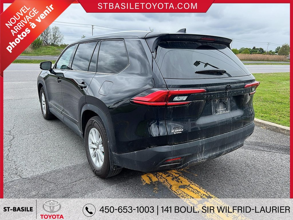 Toyota Grand Highlander XLE INTERIEUR EN CUIR SIEGES/VOLANT CHAUFFANT 2024 à Saint-Basile-Le-Grand, Québec - 3 - w1024h768px
