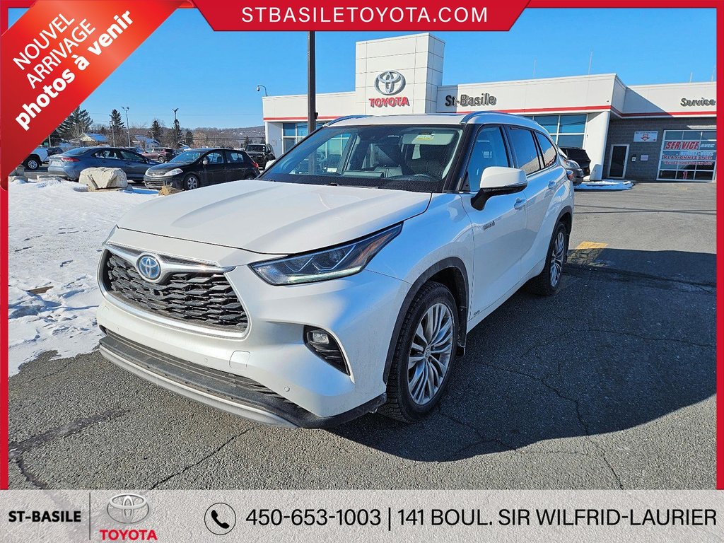 Toyota Highlander Hybride PLATINUM AWD GPS TOIT PANO CUIR CAMERA JBL AUDIO 2021 à Saint-Basile-Le-Grand, Québec - 1 - w1024h768px