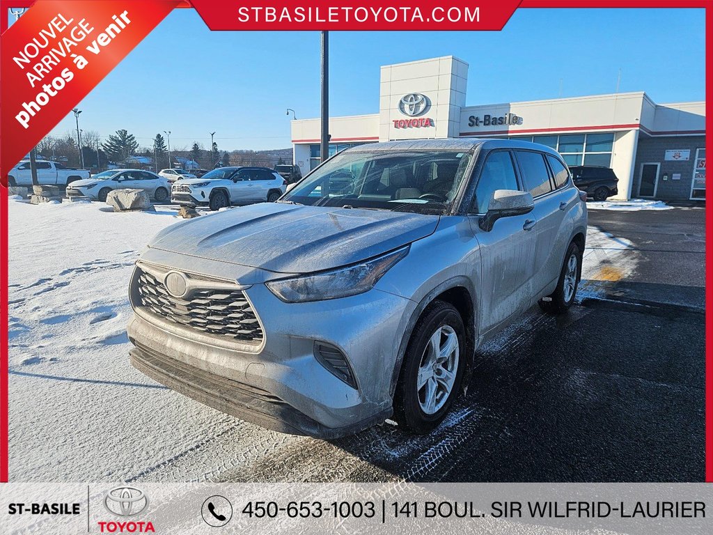 Toyota Highlander LE AWD 8 PASS MAGS SIÈGES CHAUFFANTS APPLE ANDROID 2020 à Saint-Basile-Le-Grand, Québec - 1 - w1024h768px