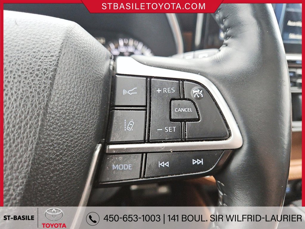 Toyota Highlander PLATINUM AWD GPS TOIT PANO CUIR CAMERA JBL AUDIO 2022 à Saint-Basile-Le-Grand, Québec - 24 - w1024h768px