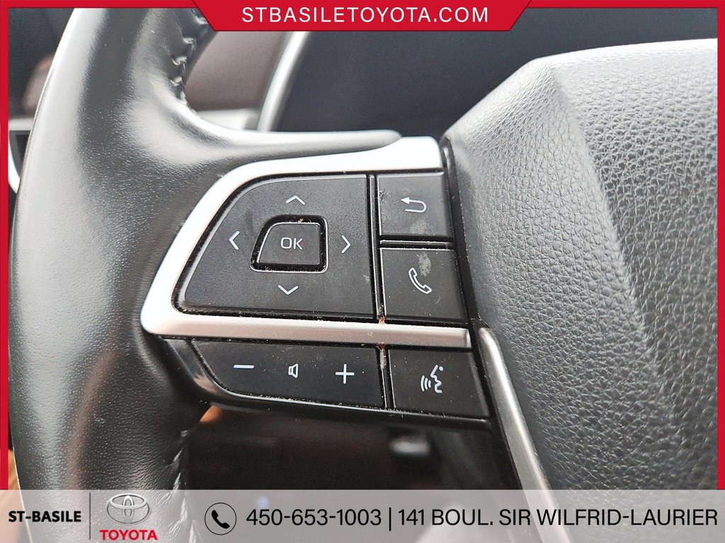 Toyota Highlander PLATINUM AWD GPS TOIT PANO CUIR CAMERA JBL AUDIO 2022 à Saint-Basile-Le-Grand, Québec - 23 - w1024h768px