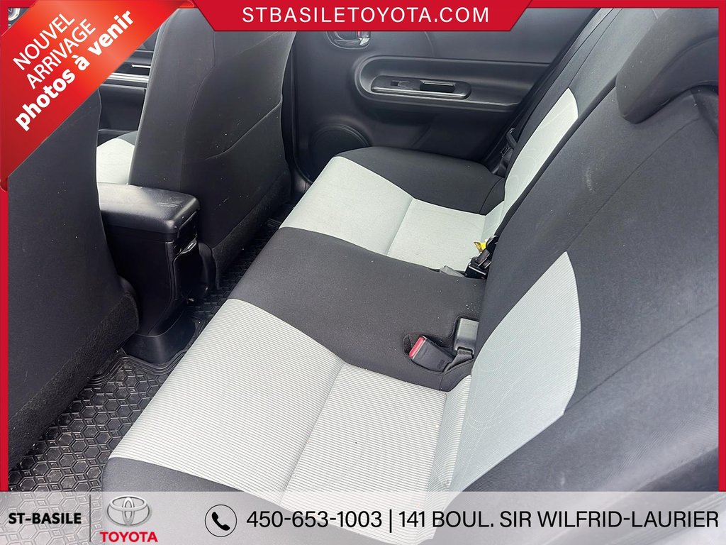 2015 Toyota Prius C HYBRIDE AIR CLIMATISÉ GROUPE ÉLECTRIQUE in Saint-Basile-Le-Grand, Quebec - 8 - w1024h768px