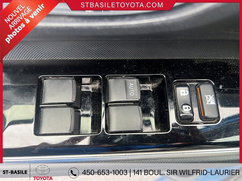 2015 Toyota Prius C HYBRIDE AIR CLIMATISÉ GROUPE ÉLECTRIQUE in Saint-Basile-Le-Grand, Quebec - 15 - w1024h768px