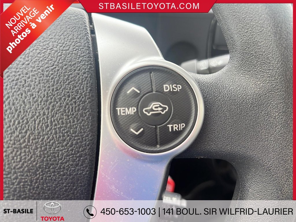2015 Toyota Prius C HYBRIDE AIR CLIMATISÉ GROUPE ÉLECTRIQUE in Saint-Basile-Le-Grand, Quebec - 11 - w1024h768px