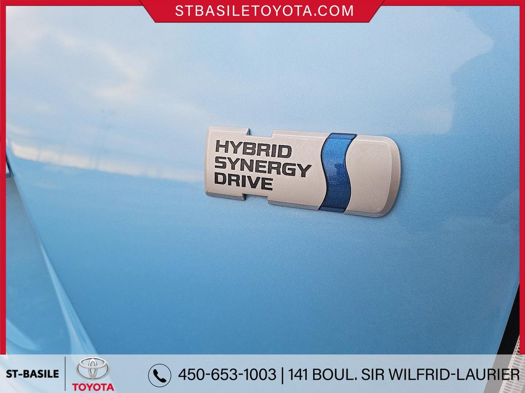 2017  Prius C HYBRID A/C BLUETOOTH CAMERA GR ELECTRIQUE USB AUX in Saint-Basile-Le-Grand, Quebec - 8 - w1024h768px