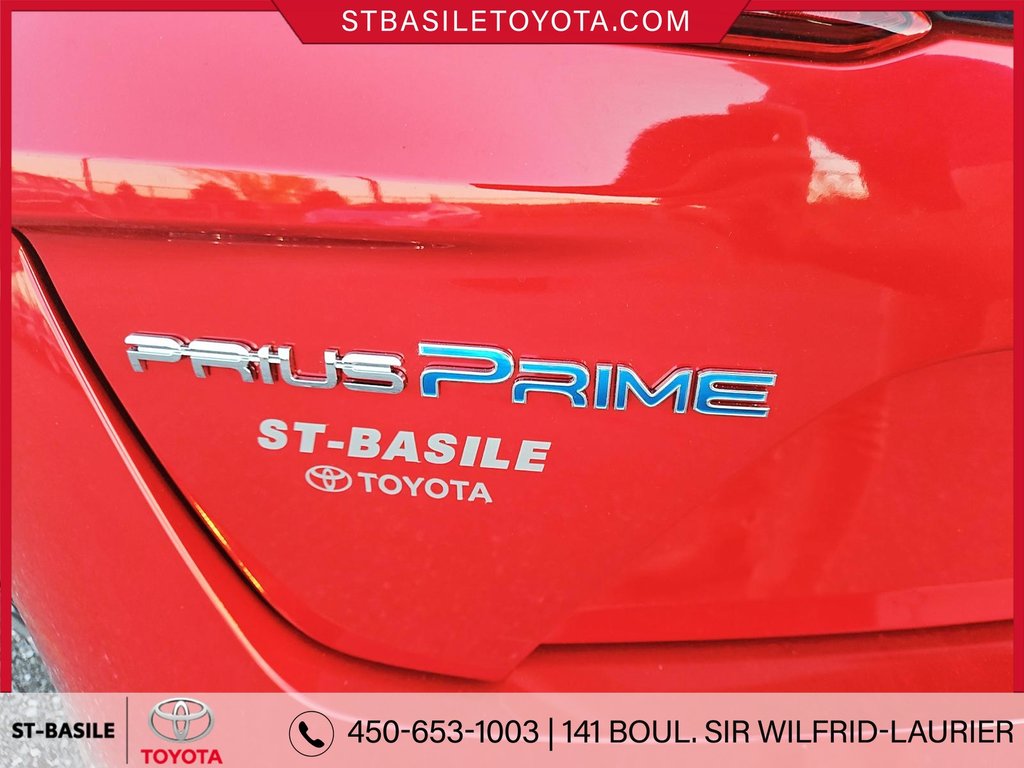 2020  PRIUS PRIME UPGRADE CUIR GPS VOLANT ET SIEGES CHAUFFANT in Saint-Basile-Le-Grand, Quebec - 7 - w1024h768px