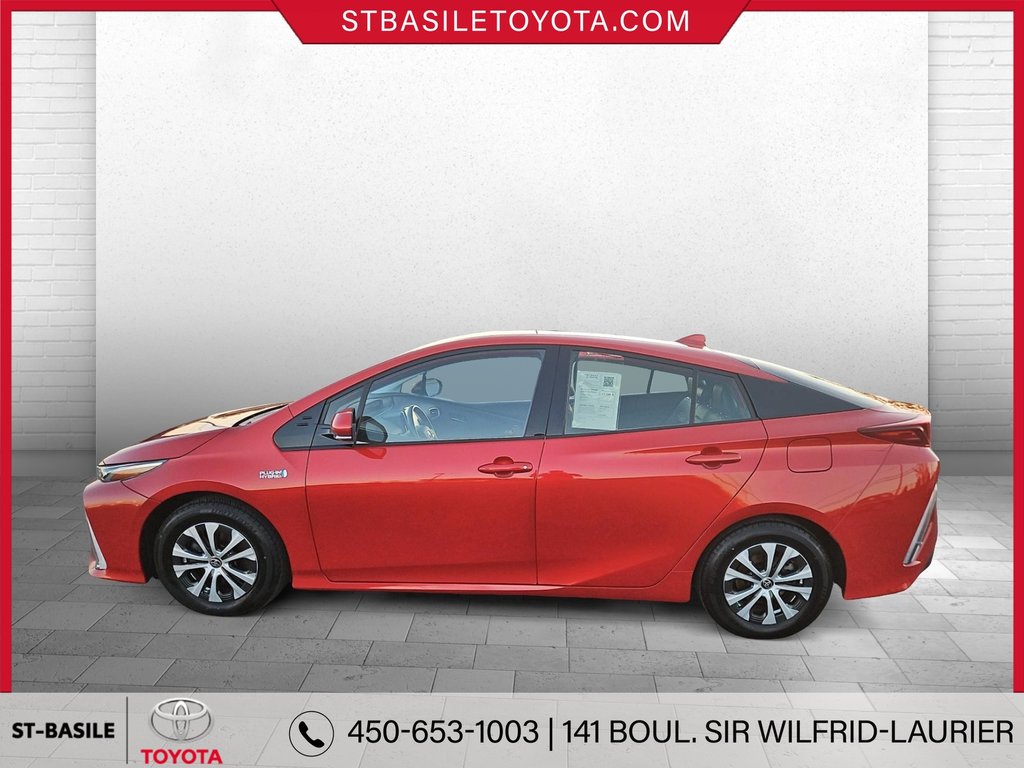 2020  PRIUS PRIME UPGRADE CUIR GPS VOLANT ET SIEGES CHAUFFANT in Saint-Basile-Le-Grand, Quebec - 9 - w1024h768px