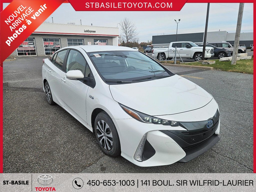 2021  PRIUS PRIME HYBRIDE BRANCHABLE SIEGES CHAUFFANTS CAMERA RECUL in Saint-Basile-Le-Grand, Quebec - 3 - w1024h768px