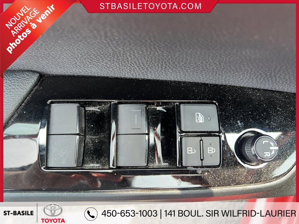 Toyota PRIUS PRIME TECHNOLOGIE CUIR GPS JBL AUDIO CAMERA HUD 2021 à Saint-Basile-Le-Grand, Québec - 11 - w1024h768px