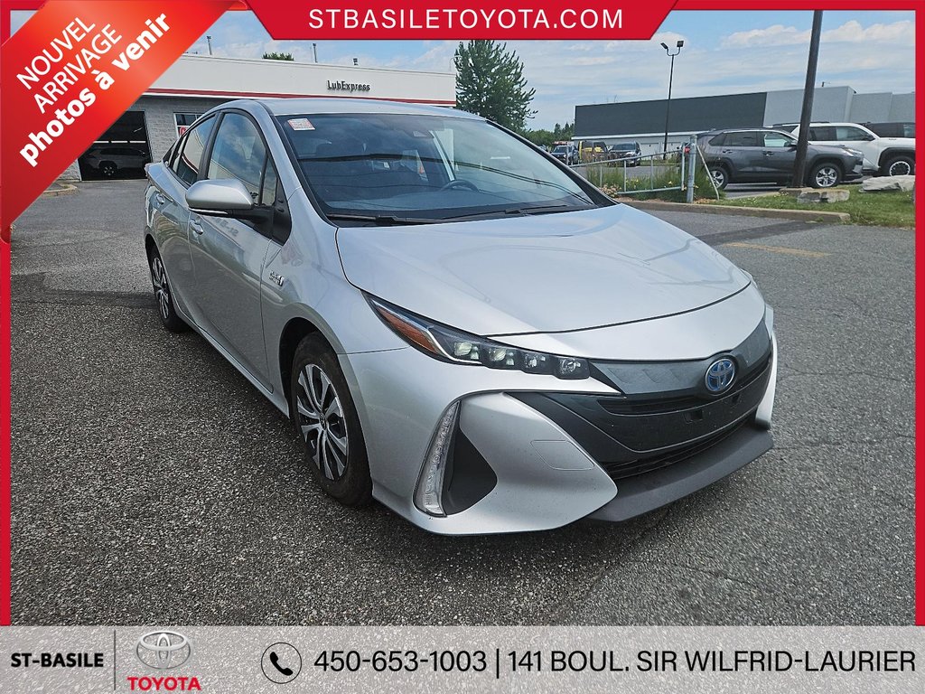 Toyota PRIUS PRIME BLUETOOTH VOLANT/SIEGES CHAUFFANTS CAMERA RECUL 2021 à Saint-Basile-Le-Grand, Québec - 2 - w1024h768px