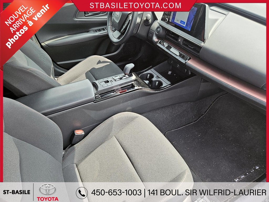 2023 Toyota PRIUS PRIME SE HYBRIDE BRANCHABLE SIEGES ET VOLANT CHAUFFANT in Saint-Basile-Le-Grand, Quebec - 10 - w1024h768px