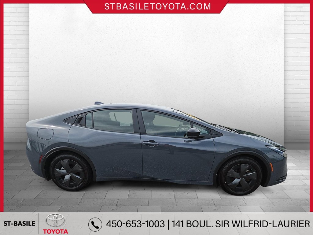 2024  PRIUS PRIME SE in Saint-Basile-Le-Grand, Quebec - 4 - w1024h768px