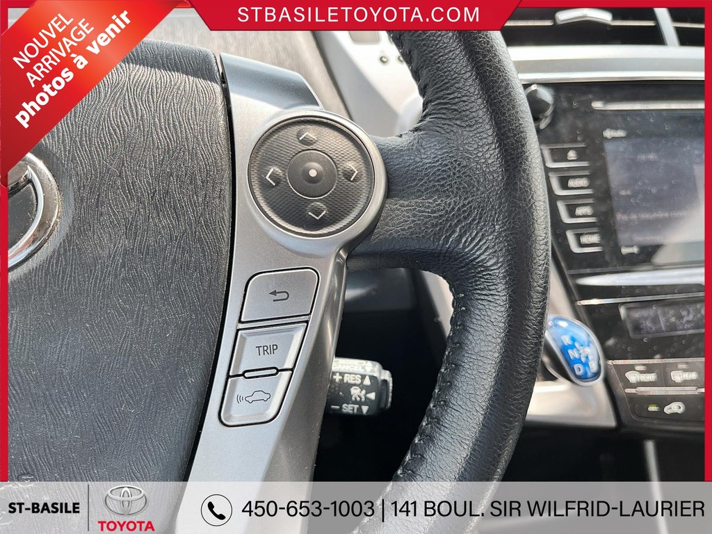 2017  Prius v TECKNOLOGY CUIR TOIT GPS CRUISE ADAPTATIF in Saint-Basile-Le-Grand, Quebec - 18 - w1024h768px