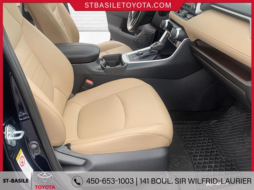 2019  RAV4 Hybrid LIMITED CUIR GPS TOIT MAGS CAMERA 360 in Saint-Basile-Le-Grand, Quebec - 17 - w1024h768px