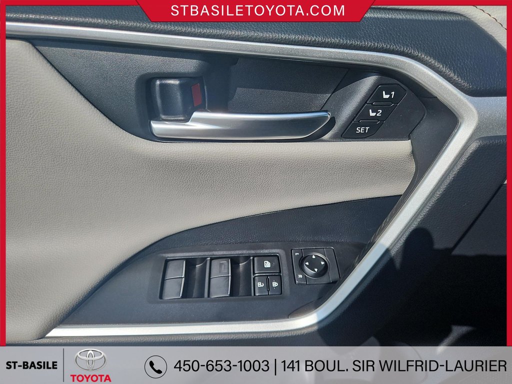 2021  RAV4 Hybrid LIMITED in Saint-Basile-Le-Grand, Quebec - 21 - w1024h768px