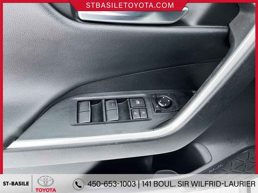 2021 Toyota RAV4 Hybrid XSE TECH CUIR GPS TOIT OUVRANT in Saint-Basile-Le-Grand, Quebec - 16 - w1024h768px