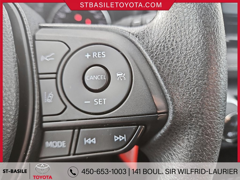 Toyota RAV4 Hybrid LE AWD SIEGES CHAUFFANT MAGS CAMERA DE RECUL 2022 à Saint-Basile-Le-Grand, Québec - 18 - w1024h768px