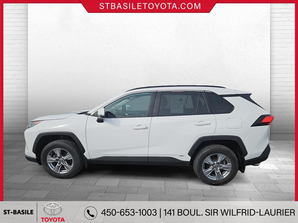 Toyota RAV4 Hybrid LE AWD SIEGES CHAUFFANT MAGS CAMERA DE RECUL 2022 à Saint-Basile-Le-Grand, Québec - 9 - w1024h768px