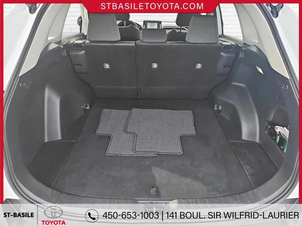 Toyota RAV4 Hybrid LE AWD SIEGES CHAUFFANT MAGS CAMERA DE RECUL 2022 à Saint-Basile-Le-Grand, Québec - 10 - w1024h768px