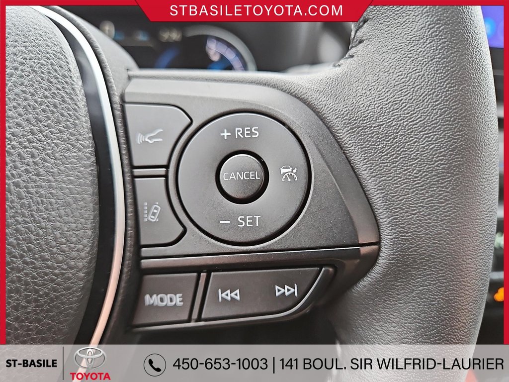 2023 Toyota RAV4 Hybrid SE AWD MAGS TOIT CAMERA APPLE CARPLAY in Saint-Basile-Le-Grand, Quebec - 20 - w1024h768px