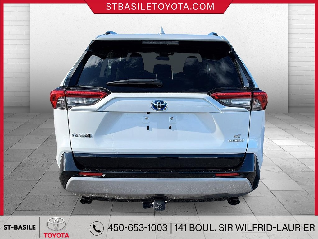 2024 Toyota RAV4 Hybrid SE AWD CUIR MAGS TOIT BLUETOOTH CAMERA in Saint-Basile-Le-Grand, Quebec - 6 - w1024h768px